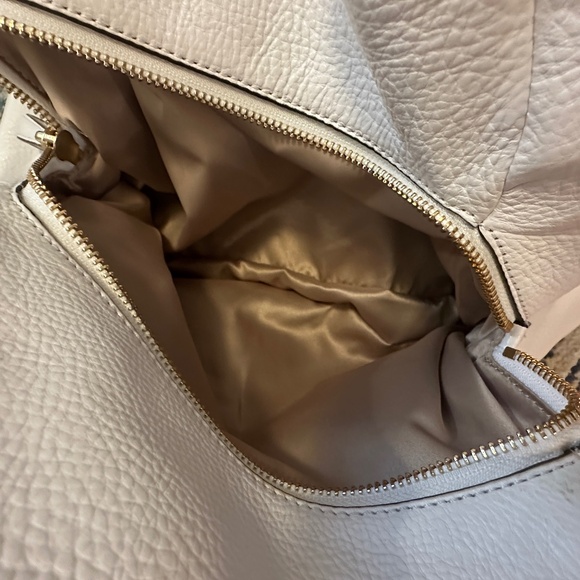 Coach white pebbled leather shoulder bag purse 3 compartments tan satin interior - Picture 9 of 16